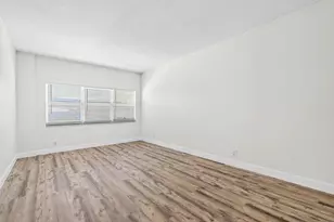 2555 NE 11th St, Fort Lauderdale, FL 33304 - Photo 18