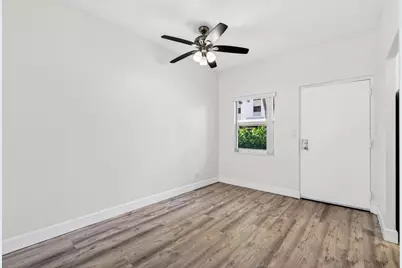 2555 NE 11th Street #104, Fort Lauderdale, FL 33304 - Photo 16
