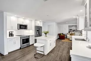 4240 NE 28th Ave, Fort Lauderdale, FL 33308 - Photo 4