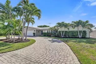 4240 NE 28th Ave, Fort Lauderdale, FL 33308 - Photo 2