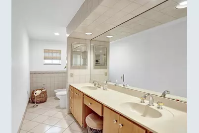 4240 NE 28th Avenue, Fort Lauderdale, FL 33308 - Photo 32