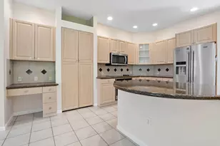 6370 Stonehurst Cir, Lake Worth, FL 33467 - Photo 14