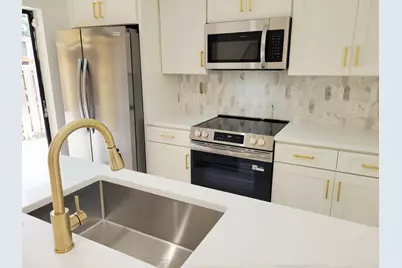 712 7th Way, West Palm Beach, FL 33407 - Photo 2