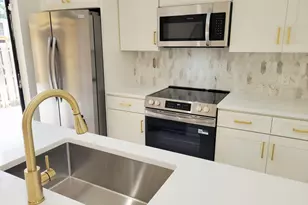 712 7th Way, West Palm Beach, FL 33407 - Photo 2