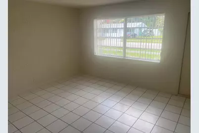 2410 SW 44th Avenue, Fort Lauderdale, FL 33317 - Photo 8