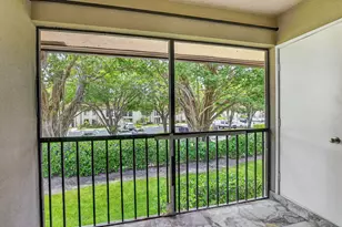 301 Club Cir, Boca Raton, FL 33487 - Photo 28