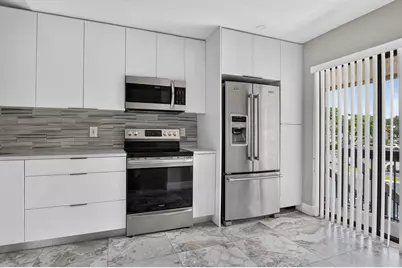 301 Club Circle #208, Boca Raton, FL 33487 - Photo 8