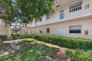 18081 SE Country Club Dr, Jupiter, FL 33469 - Photo 1