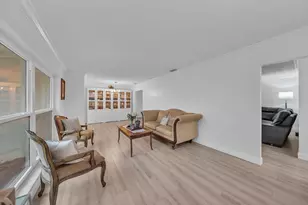 834 Ramblewood Dr, Coral Springs, FL 33071 - Photo 16