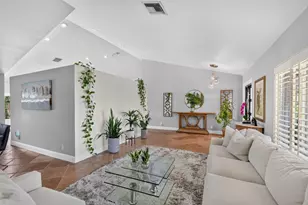5817 Laurel Green Cir, Boynton Beach, FL 33437 - Photo 16