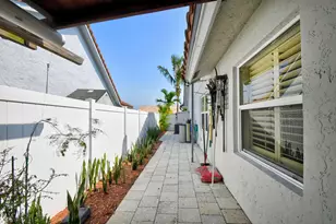5817 Laurel Green Cir, Boynton Beach, FL 33437 - Photo 52
