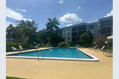 109 Royal Park Drive #2c, Oakland Park, FL 33309 - Photo 4