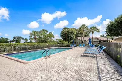 7852 Cloverfield Circle, Boca Raton, FL 33433 - Photo 34