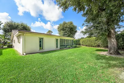 7852 Cloverfield Circle, Boca Raton, FL 33433 - Photo 30