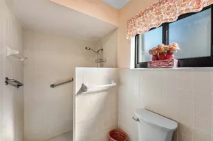 7852 Cloverfield Cir, Boca Raton, FL 33433 - Photo 16
