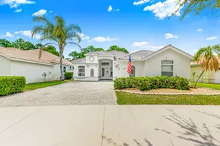 623 SW Lake Charles Cir, Port Saint Lucie, FL 34986 - Photo 2