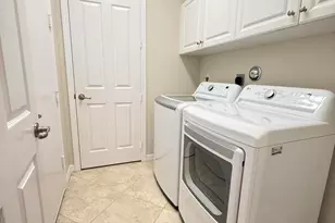 3392 SW Porpoise Cir, Stuart, FL 34997 - Photo 28