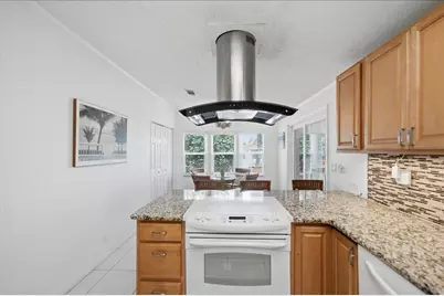 8391 Delphinium Court, Port Saint Lucie, FL 34952 - Photo 8