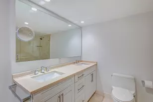 5510 N Ocean Dr, Singer Island, FL 33404 - Photo 38