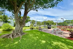 2069 Oakridge F, Deerfield Beach, FL 33442 - Photo 18