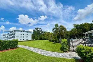 2069 Oakridge F, Deerfield Beach, FL 33442 - Photo 24