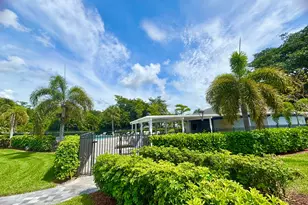 2069 Oakridge F, Deerfield Beach, FL 33442 - Photo 24