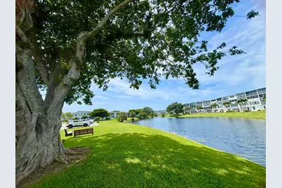 2069 Oakridge F #Unit 2069, Deerfield Beach, FL 33442 - Photo 18