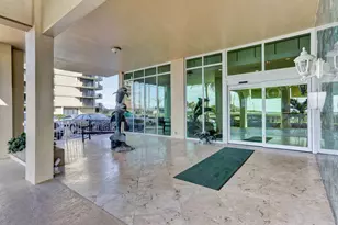 5440 N Ocean Dr, Singer Island, FL 33404 - Photo 16