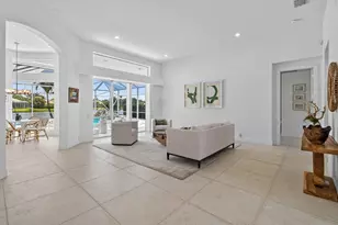 8091 SE Woodlake Ln W, Hobe Sound, FL 33455 - Photo 10