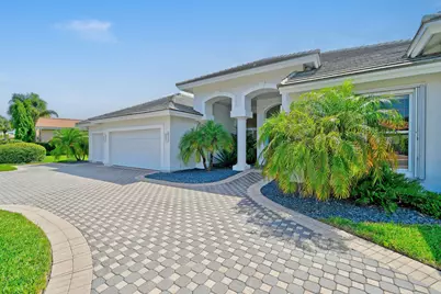 8091 SE Woodlake Lane W, Hobe Sound, FL 33455 - Photo 4