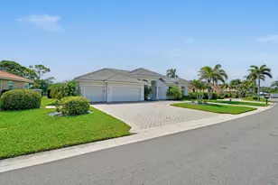 8091 SE Woodlake Ln W, Hobe Sound, FL 33455 - Photo 1
