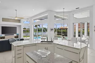 8091 SE Woodlake Ln W, Hobe Sound, FL 33455 - Photo 22