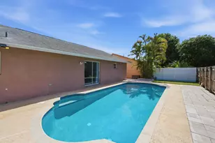 5635 Lake George Pl, Lake Worth, FL 33463 - Photo 32