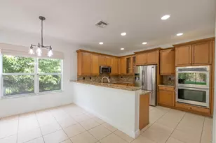 4668 SW 183rd Ave, Miramar, FL 33029 - Photo 2