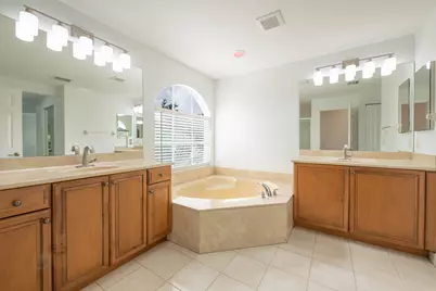 4668 SW 183rd Avenue, Miramar, FL 33029 - Photo 16