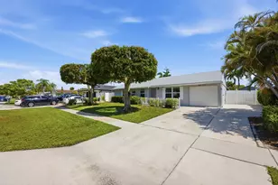5053 N Saint John Ave Ave N, Boynton Beach, FL 33472 - Photo 4
