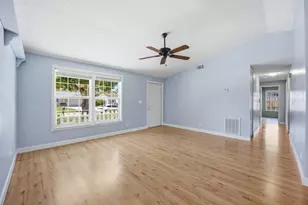 5053 N Saint John Ave Ave N, Boynton Beach, FL 33472 - Photo 8