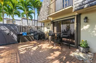 110 Lake Arbor Dr, Palm Springs, FL 33461 - Photo 4