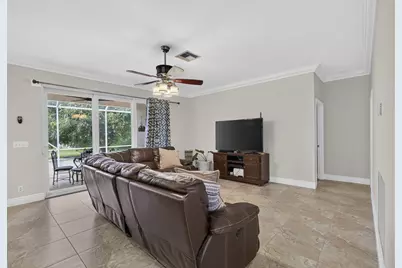 11483 Beacon Pointe Lane, Wellington, FL 33414 - Photo 4