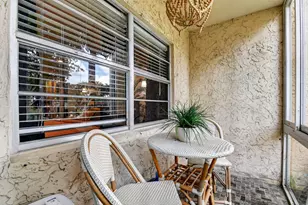 124 Lake Evelyn Dr, West Palm Beach, FL 33411 - Photo 24