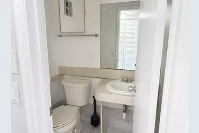 21 Waltham A, West Palm Beach, FL 33417 - Photo 12
