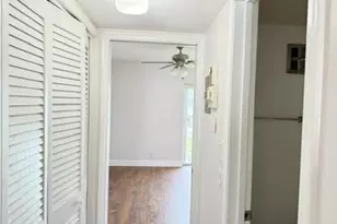 21 Waltham A, West Palm Beach, FL 33417 - Photo 12