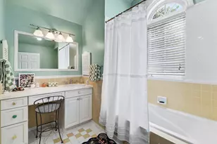 477 NE Spanish Ct, Boca Raton, FL 33432 - Photo 50