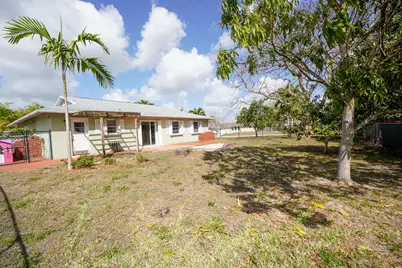 120 Swan Parkway W, Royal Palm Beach, FL 33411 - Photo 24