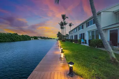 809 Kokomo Key Lane, Delray Beach, FL 33483 - Photo 2