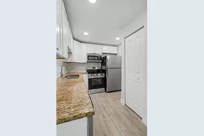 2202 NE 36th Street #17, Lighthouse Point, FL 33064 - Photo 10