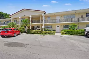 2202 NE 36th St, Lighthouse Point, FL 33064 - Photo 1