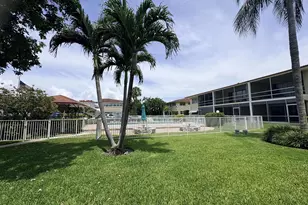 2202 NE 36th St, Lighthouse Point, FL 33064 - Photo 46