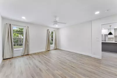 9180 Pine Springs Drive, Boca Raton, FL 33428 - Photo 14