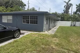 1126 NE 16th Pl, Fort Lauderdale, FL 33305 - Photo 14